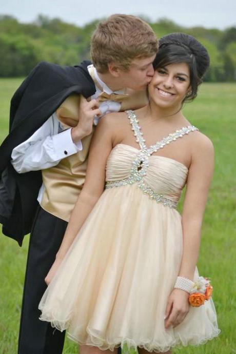 Cute Couple Poses For Prom Pictures Girls Dp